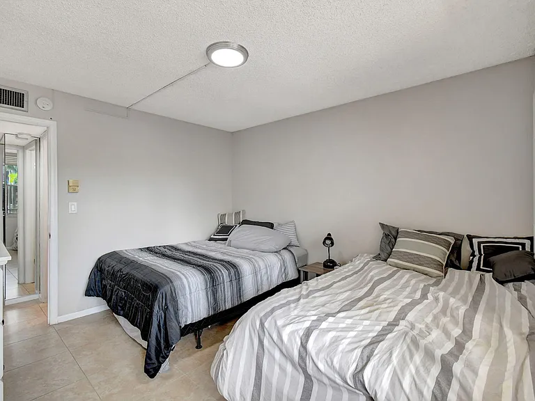 777 S Federal Hwy #202-H — Photo 21