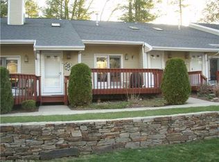 475 Carriage Dr, Southington, CT 06489