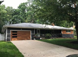 3185 Stanley Rd, Akron, OH 44333