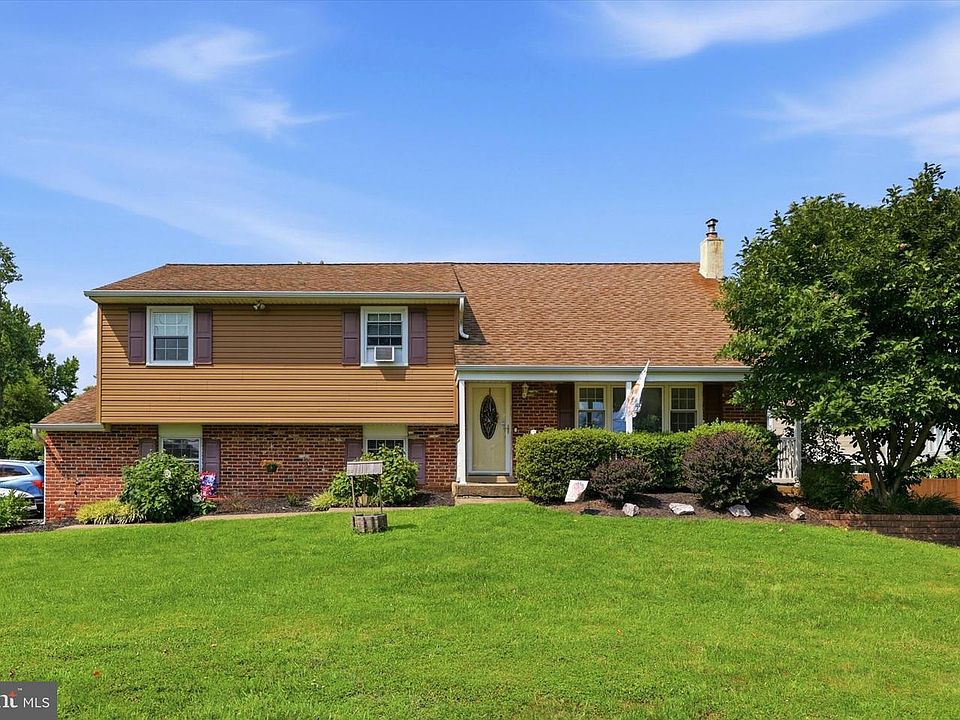 1st image of 337 Middle Holland Rd