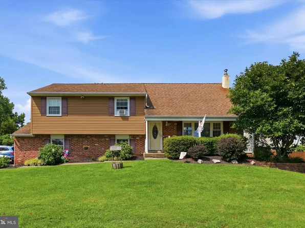 337 Middle Holland Rd, Holland, PA 18966