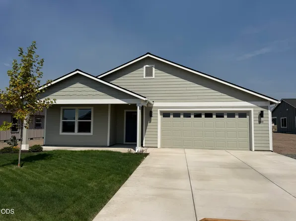 202 SE Peppermint Loop #20, Culver, OR 97734