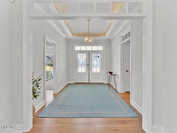 2nd image of 3448 Lake Club Circle