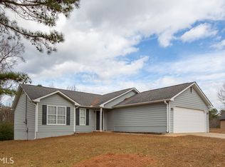 5371 Red Field Way, Flowery Branch, GA 30542