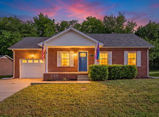 340 Maple Park Dr, Clarksville, TN 37040