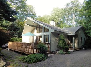 1204 Deer Run, Pocono Pines, PA 18350