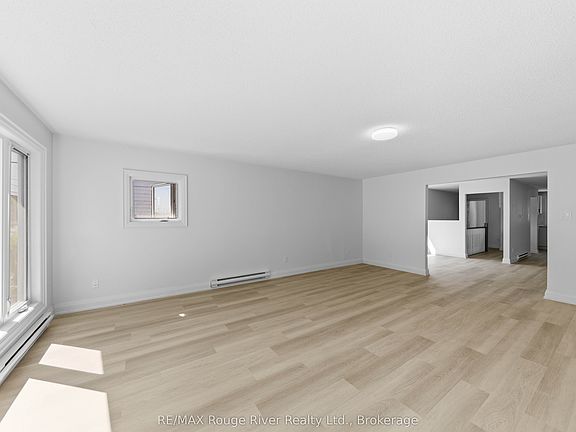 3rd image of 144 Macdonald Ave Unit A