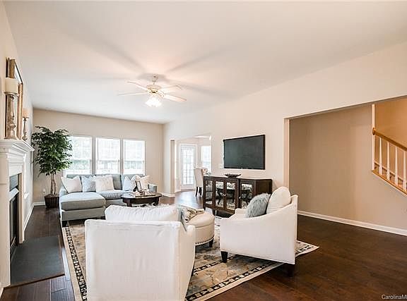4th image of 13611 Toka Ct