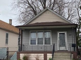 221 W Condit St, Hammond, IN 46320