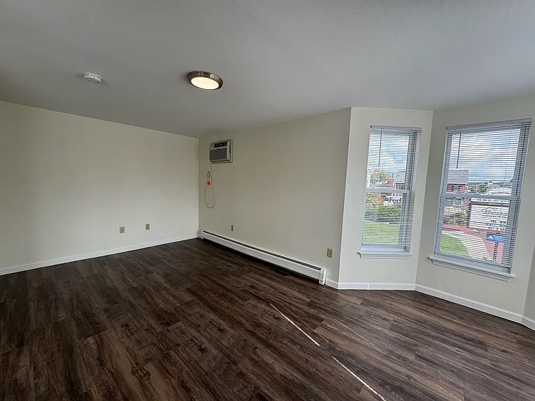 4 Martin St #7 — Photo 19