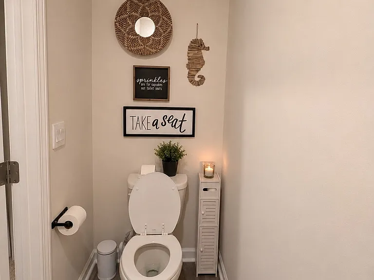 211 Seymour Village Dr — Photo 2