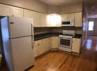 28 Chelsea Pl #22BB, Everett, MA 02149