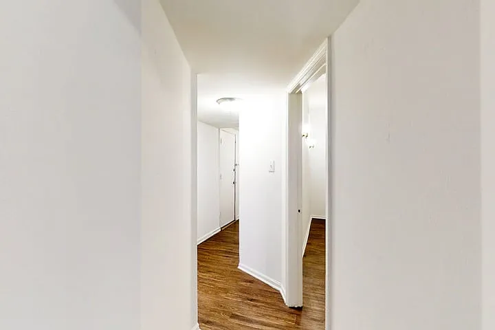 925 East 46th Street — Photo 25