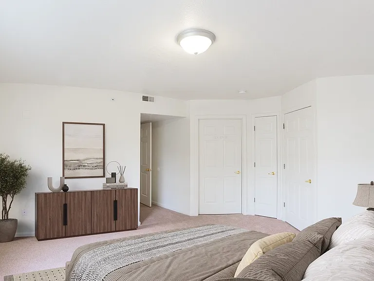 Cortland Estates — Photo 15