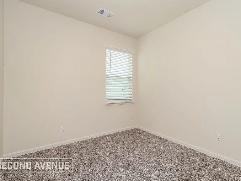 1329 Woodwinds Dr — Photo 15