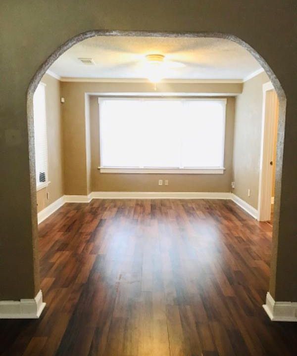 1st image of 4034 E 68th Ter