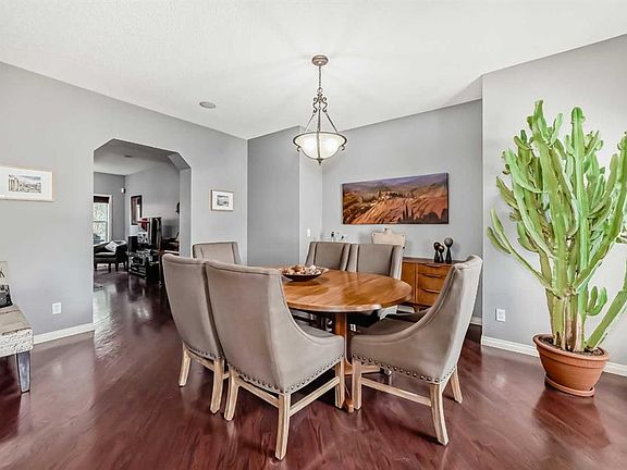 3rd image of 188 W Chapala Dr SE