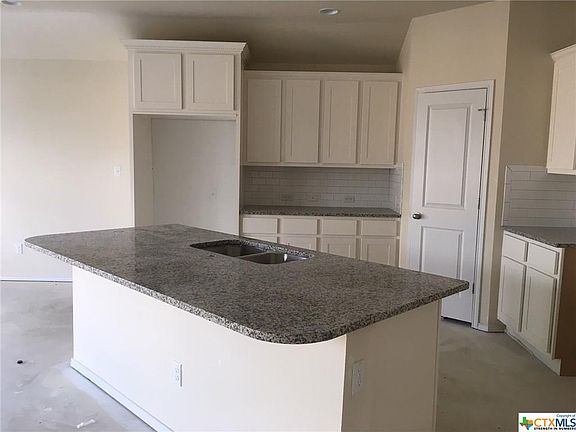 2nd image of 129 Cypress Hills Dr