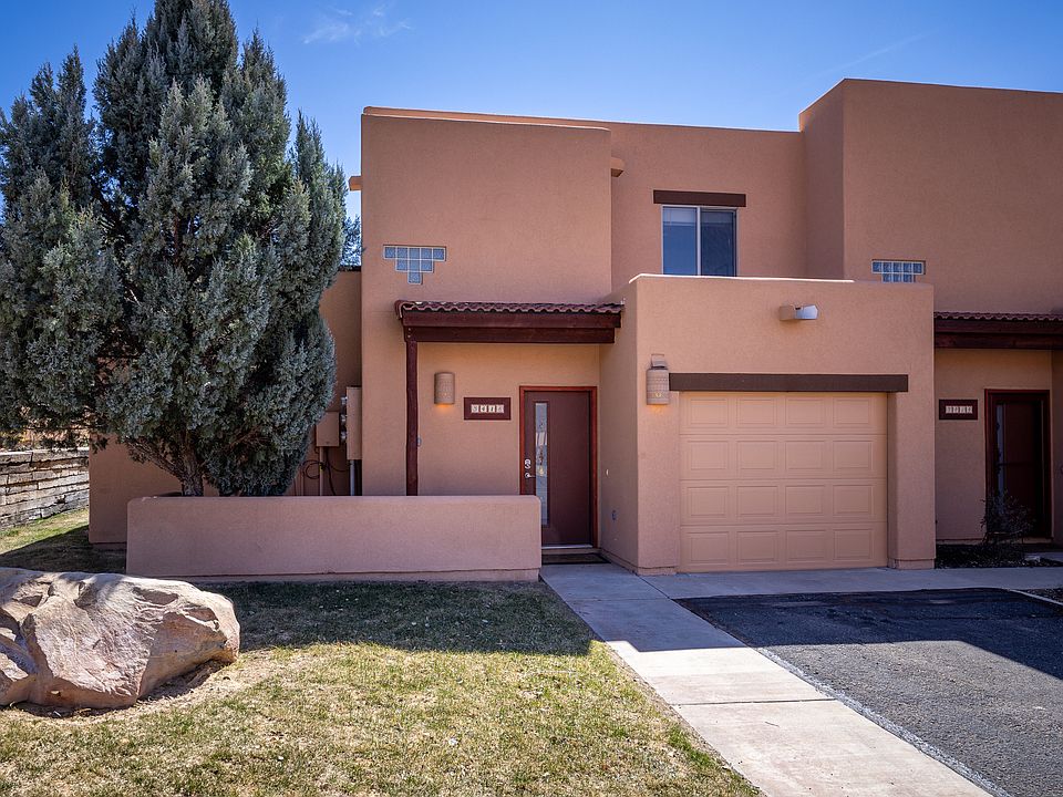 1st image of 3418 E La Camino Dr