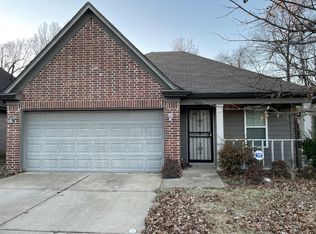 5620 Falling Bark Dr, Memphis, TN 38134