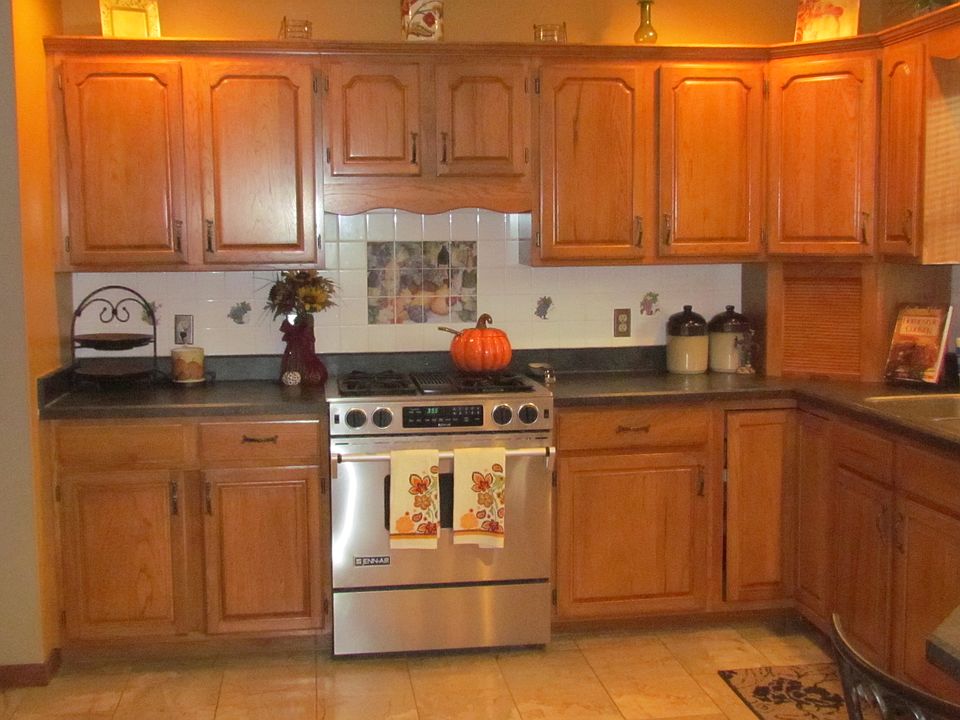 1st image of 6810 Greendale Dr