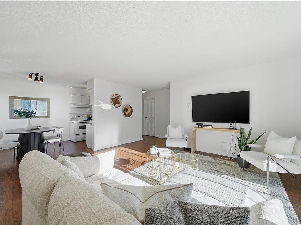 1st image of 15238 100th Ave #314