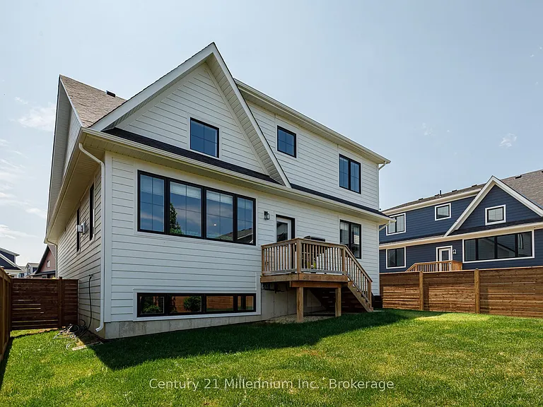 160 Sycamore St — Photo 43