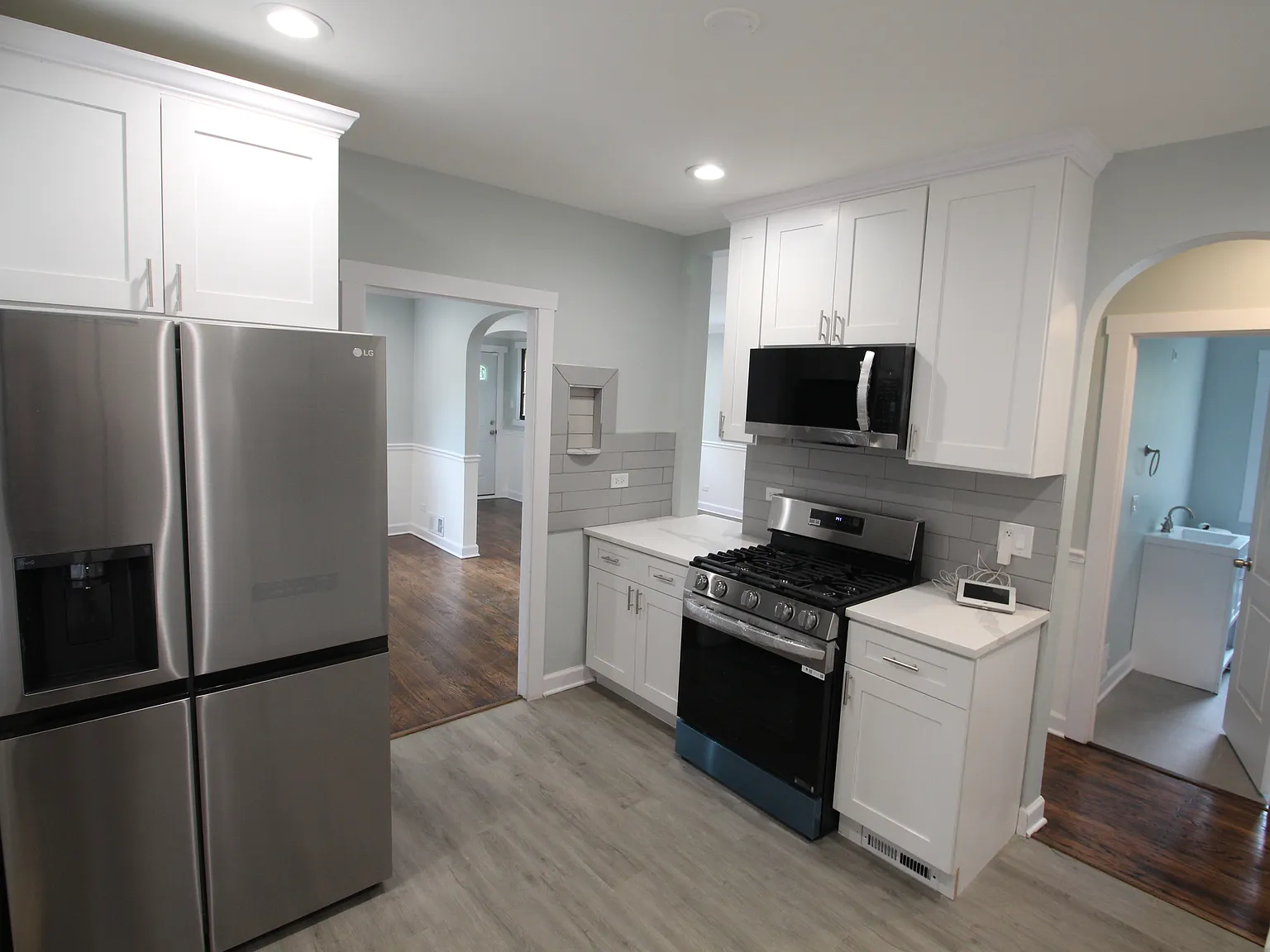 5 bed, 1243 sqft, $2,400 — Photo 4