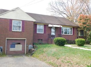 4906 Hood Dr, Fredericksburg, VA 22408