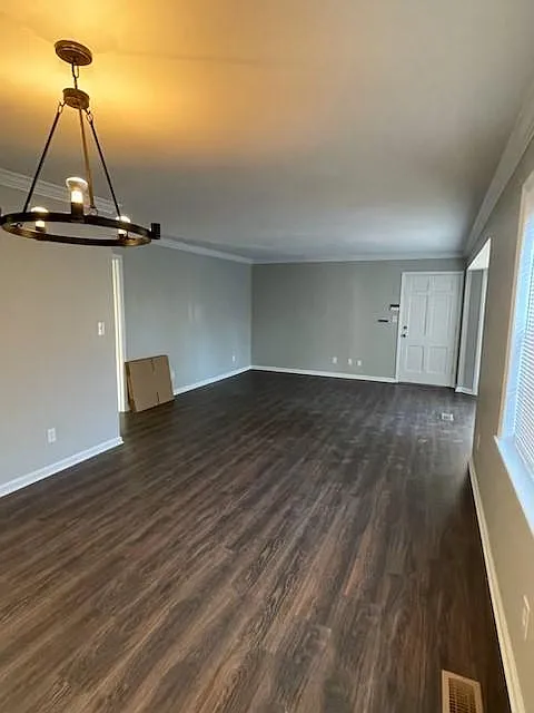 den/dining room facing front door