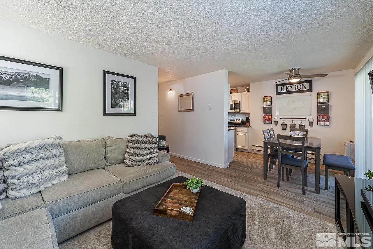 3942 Clear Acre Ln APT 243 photo 1