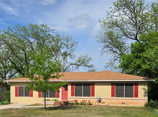 3 Park Ln, Lampasas, TX 76550