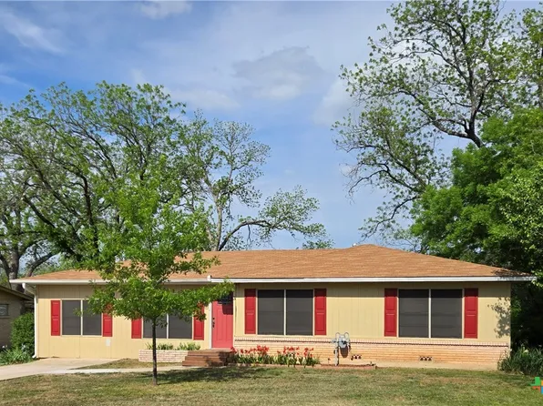 3 Park Ln, Lampasas, TX 76550
