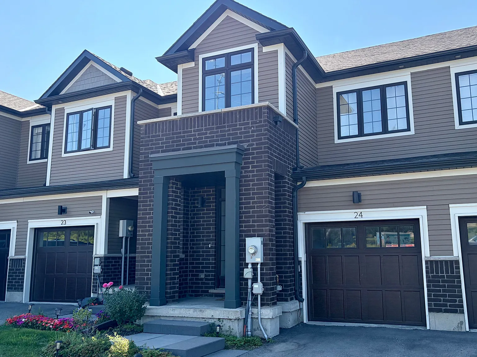 3 bed, $2,850 — Photo 2