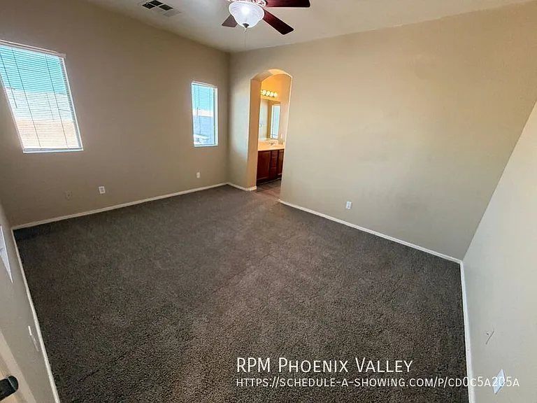 2517 S 116th Ave — Photo 19