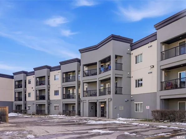 UNIT 101-110 Hampton CIRCLE, Saskatoon, SK S7R 0C5
