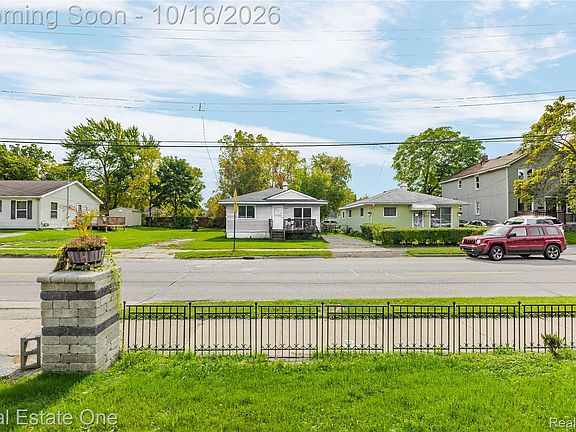 5th image of 413 Osmun St