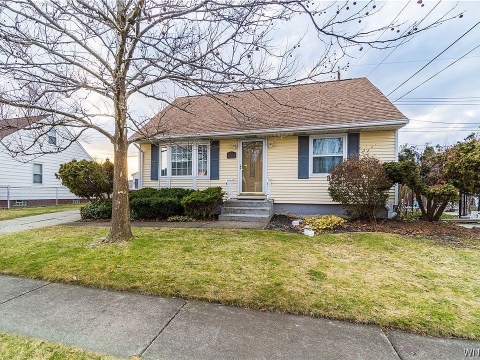 1st image of 244 Currier Ave