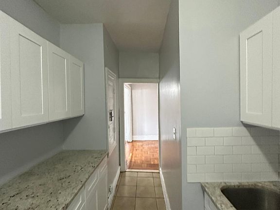 3rd image of 2684 Kennedy Blvd APT 8