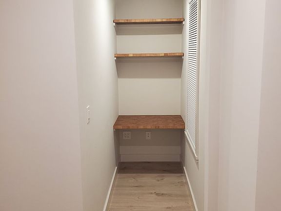 2nd image of 37-39 Howell St #2