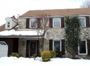 412 Doe Run Ln, Springfield, PA 19064