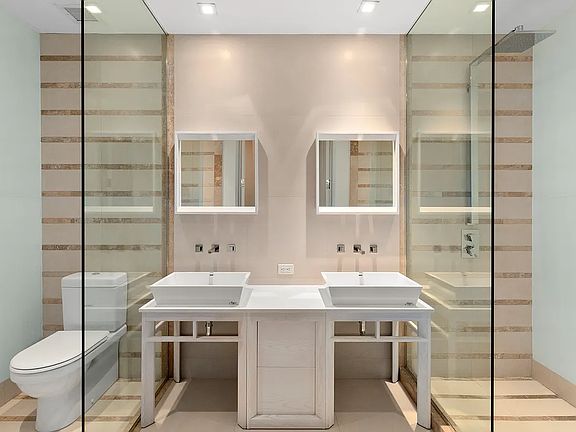 4th image of 111 Fulton St APT 621