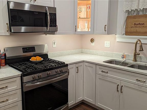 5th image of 1801-03 Short St