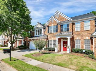 336 Robinlynn Rd, Matthews, NC 28105