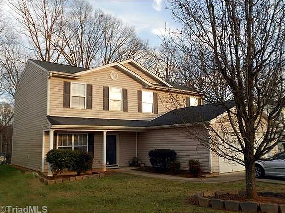 2nd image of 479 Bedford Knoll Dr