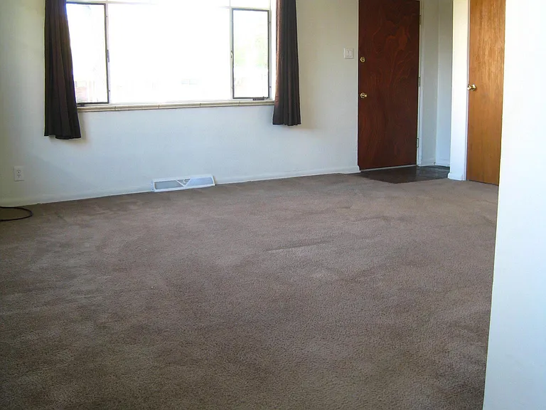 767 Miller Ct — Photo 3