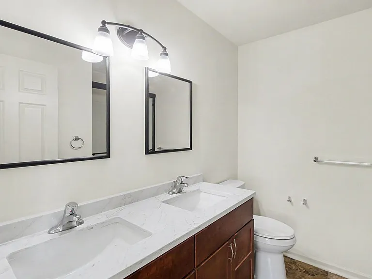 902 Dogwood Ct — Photo 15