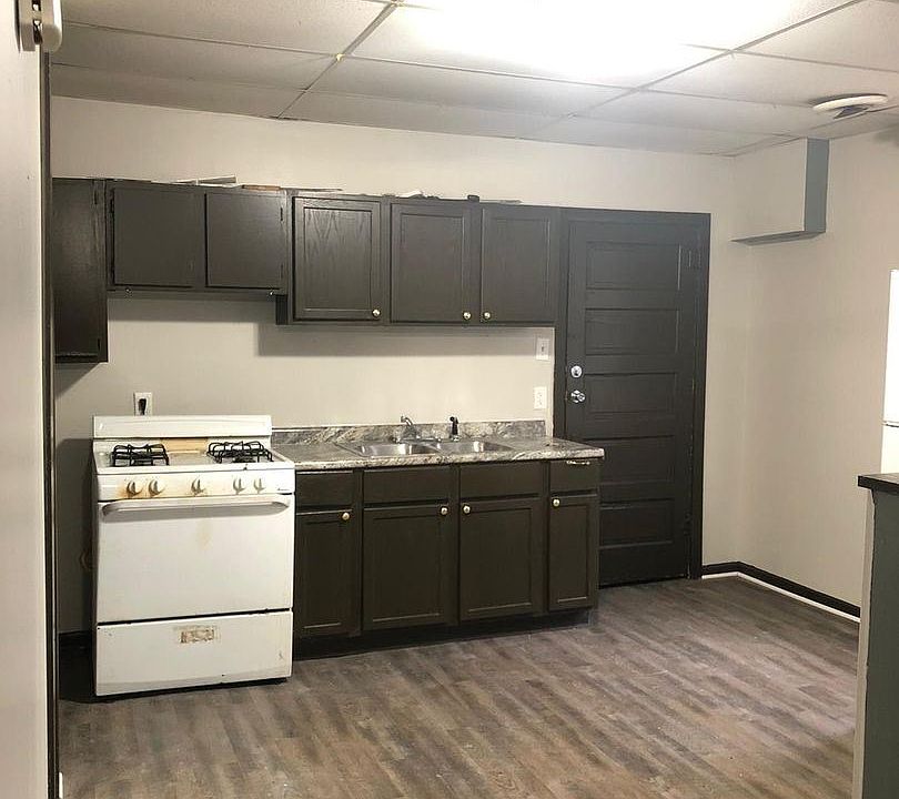 1st image of 3834 Main St #11R