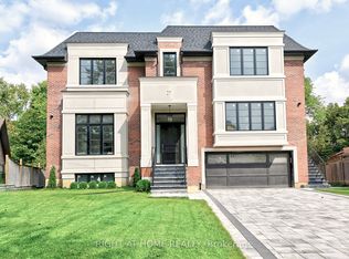 27 Hurlingham Cres, Toronto, ON M3B 2P9