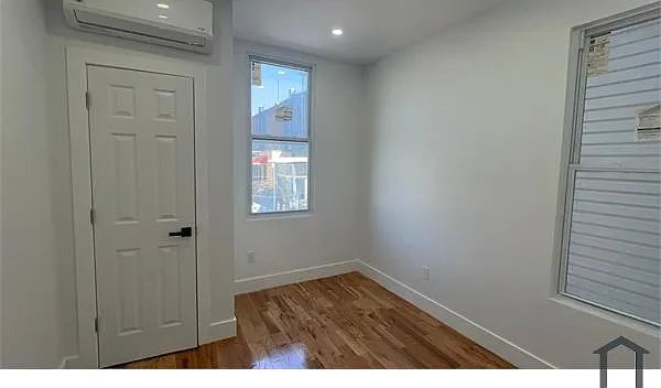 3 bed, $3,500 — Photo 2